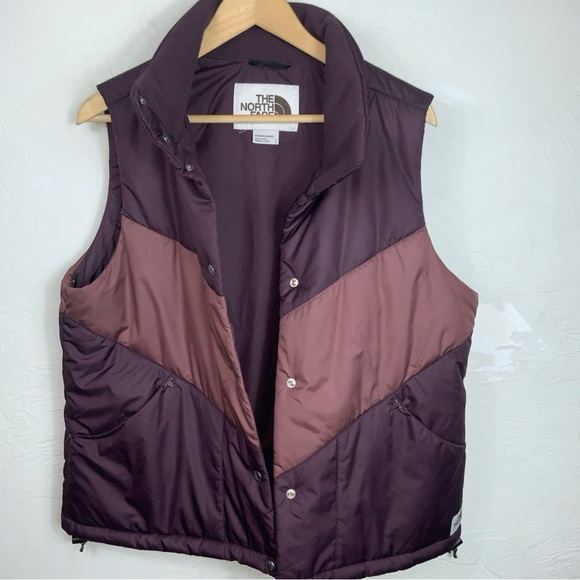 The North Face Sylvester Vest Women’s Size L – Retro Puffer Purple EUC - Picture 10 of 11
